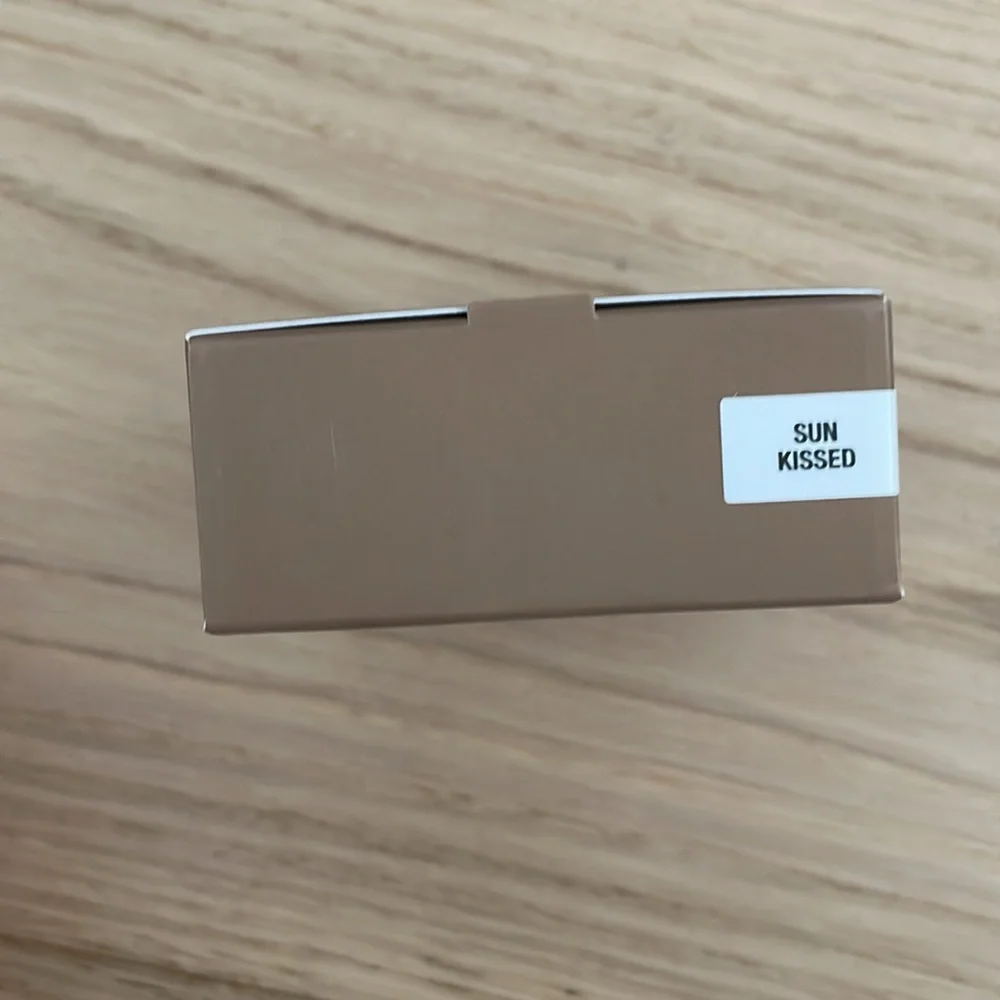 Anastasia Beverly Hills cream bronzer